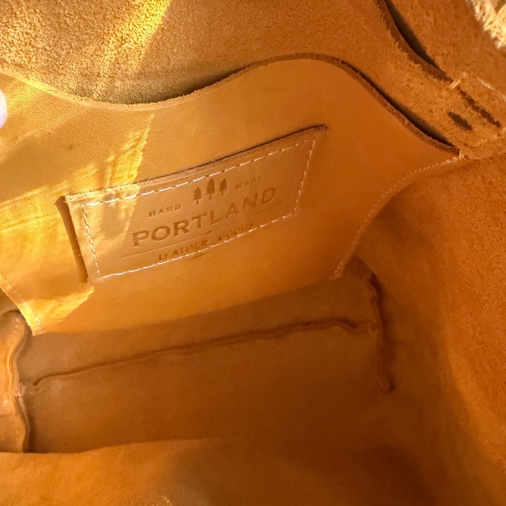 Portland Leather Goods Yellow/Sunflower 🌻 Leather Crossbody Tote - Picture 13 of 16